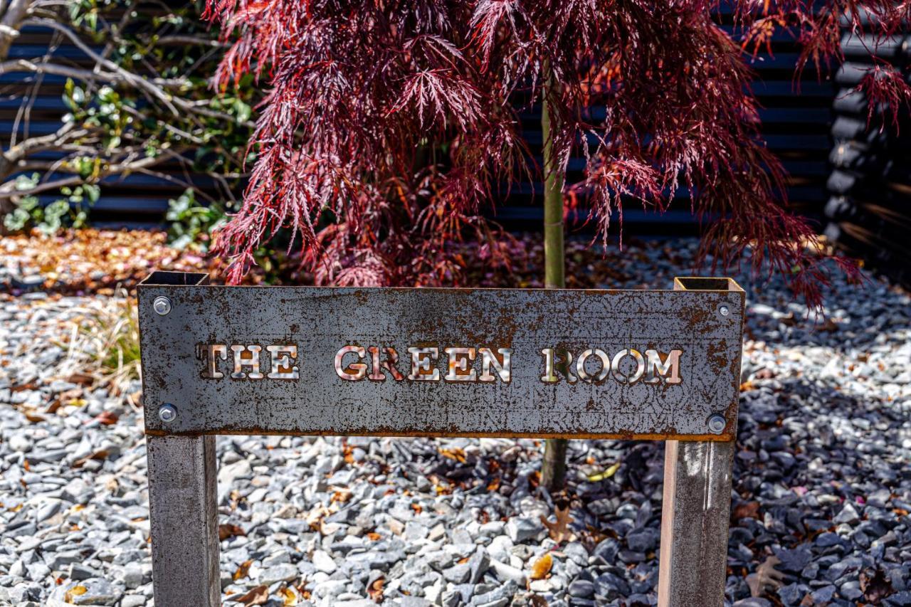 Magic On Maryburn - The Green Room Twizel Kültér fotó
